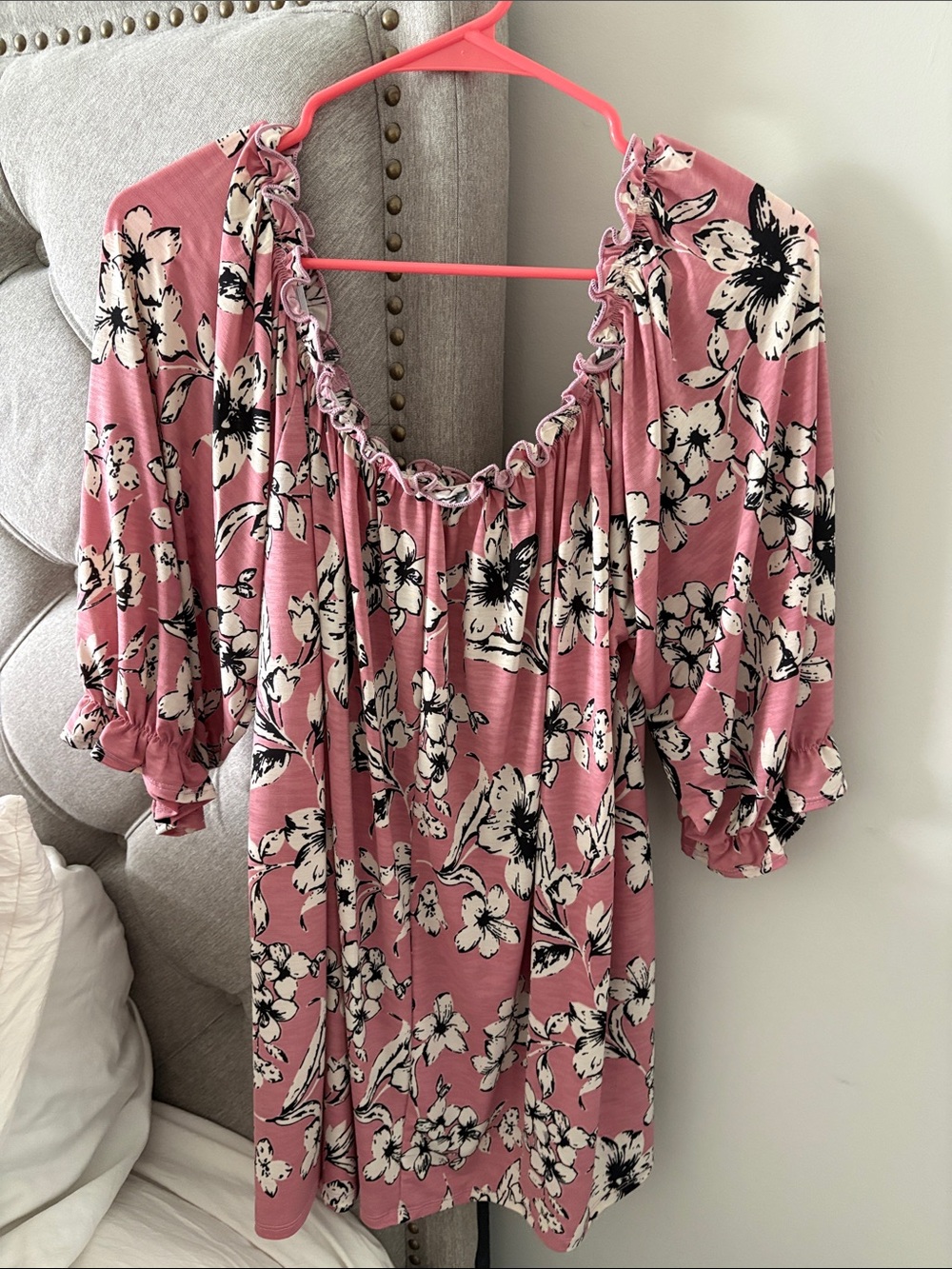 Sew In Love Pink Floral Off-Shoulder Blouse - Picture 4 of 4